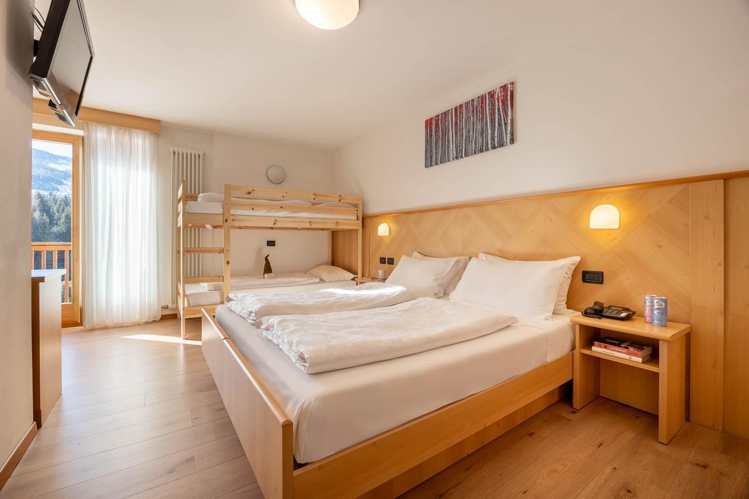 Hotel Bellamonte Predazzo Quarto foto